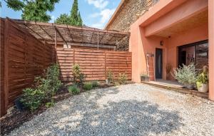 Maisons de vacances Beautiful Home In Flines-minervois With Outdoor Swimming Pool, Wifi And 4 Bedrooms : photos des chambres