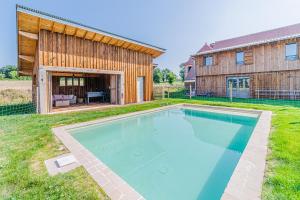 Maisons de vacances La Clayette - Charmante maison avec piscine privee : photos des chambres