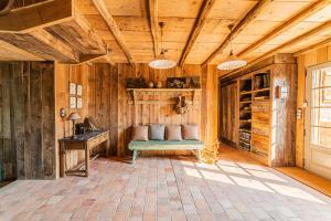 Maisons de vacances La Clayette - Charmante maison avec piscine privee : photos des chambres