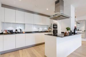 Home Stay - Coven Garden