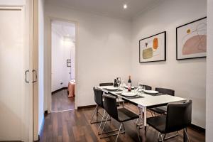 Habitat Apartments Eixample Balconies.