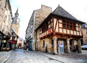 Appartements Le Rempart - 4-6 pers Dinan Centre : photos des chambres