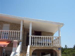 Apartments Tuka near the beach