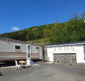 Ideal rural location for beaches, hills and town - Bow Street