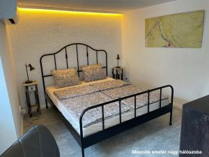 Murter-Sun Stone House