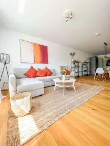 Sunset Club - SUITE L Balkon - Küche - Parkplatz - اوتوبيرن