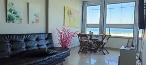 Apartamento 106 VISTA MAR , Duplex na Praia Grande