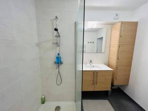 Appartements L'Hermine terrasse et parking, 500 plage : photos des chambres