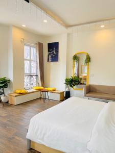Phòng Đôi Loại Sang (Deluxe Double Room)