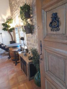 Maisons de vacances L Estello, Village house in Provence : photos des chambres