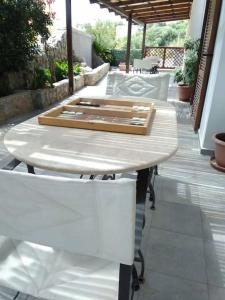 vromolithos apartments