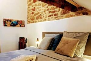 LAtelier central by WelcHome