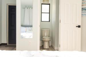 A Travelers Nook! A Luxury ADU full of Abundance.