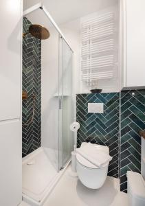 Wola Kasprzaka Luxury Apartment by BookingHost