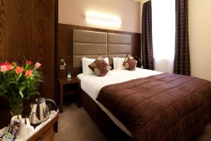 Small Double Room room in Mercure London Paddington Hotel