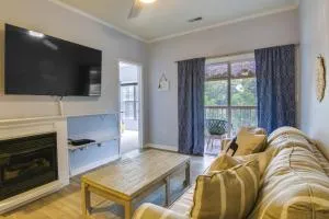 Condo with Pool Access about 2 Mi to Rehoboth Beach! - Silver View Farm