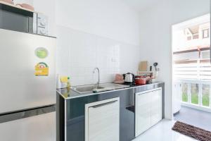 White House Apartment - Chalong