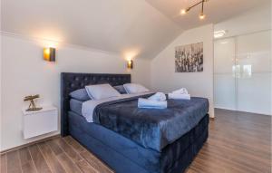 Amazing Home In Tinj With Kitchen