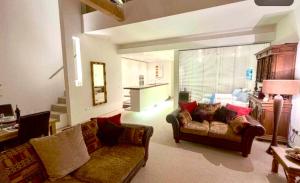 Royal William Yard Apartments - Large and Luxurious with Free Parking