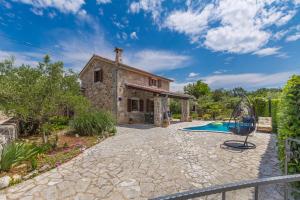 Holiday house ANDREA with pool