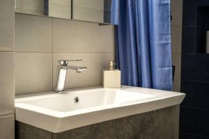 Μοντέρνο διαμέρισμα 2 από το μετρό