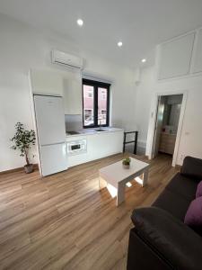 Apartamentos Bravo Murillo - 3-звездочные отели в городе Мадрид