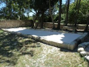 Maisons de vacances Mas de village avec piscine et grand jardin cloture : photos des chambres