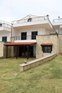 Thea Thalassa 1 - 卡兰兹拉