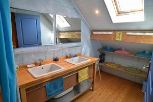 Maisons de vacances Gite Le Douglas : photos des chambres