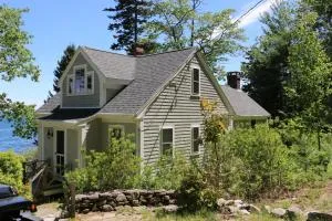 Christines Cottage - West Brooklin