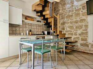 N266 - Numana, deliziosa casa in centro storico