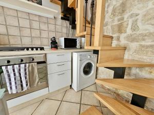 N266 - Numana, deliziosa casa in centro storico