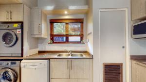 San Lameer 3406 by Top Destinations Rentals