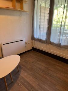 Appartements CB APPART** 5 PERS 5MN LUZ BALCON PISCINE : photos des chambres