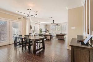 Warm Suburban 3BR Townhome near DT