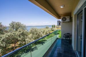 Apartament 2 camere Moonlight vedere lac