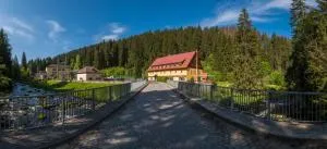 Chata Čeňkovka - 卡什佩尔斯凯霍里