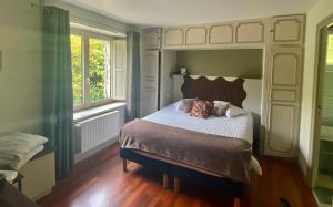 Hotels Les Moulins Du Duc ECOLODGE : photos des chambres