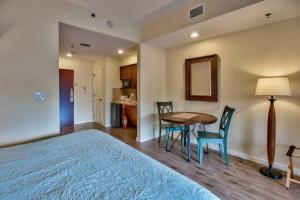 LUAU - Sandestin Resort Condos