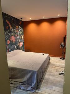 Love hotels Les Chambres de Marc : Suite avec Jacuzzi