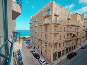 Seaview apartment Sliema