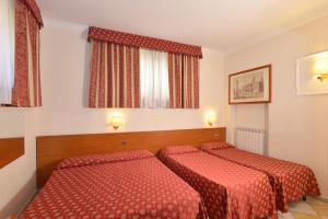 Quadruple Room room in Hotel Chicago