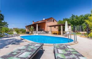 Beautiful Home In Kacana With 5 Bedrooms, Wifi And Outdoor Swimming Pool