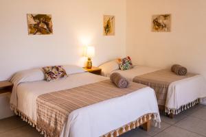 Spacious artsy home with fast WiFi