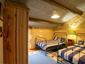 Maisons de vacances Gite Mareuil en Perigord, 4 pieces, 6 personnes - FR-1-616-302 : photos des chambres