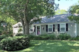 15 min Walk to Nauset Beach