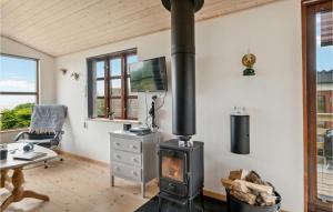 1 Bedroom Stunning Home In Allingåbro