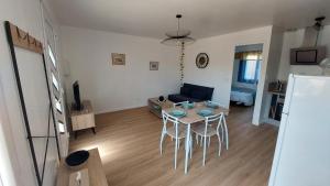 Appartements locations T2 et T3 entre Frejus et Ste Maxime : photos des chambres