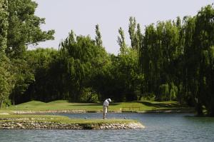 Algodon Wine Estates & Champions Club