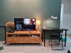 Alpine Conezion Golf View Netflix at IOI City Mall